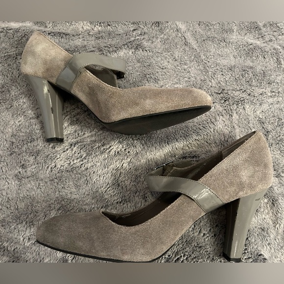 Merona Shoes - Merona Gray Suede Shoes. Size 9